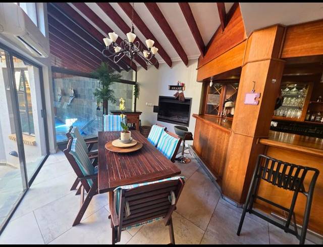5 BEDROOM HOUSE FOR SALE IN BLUE GILL